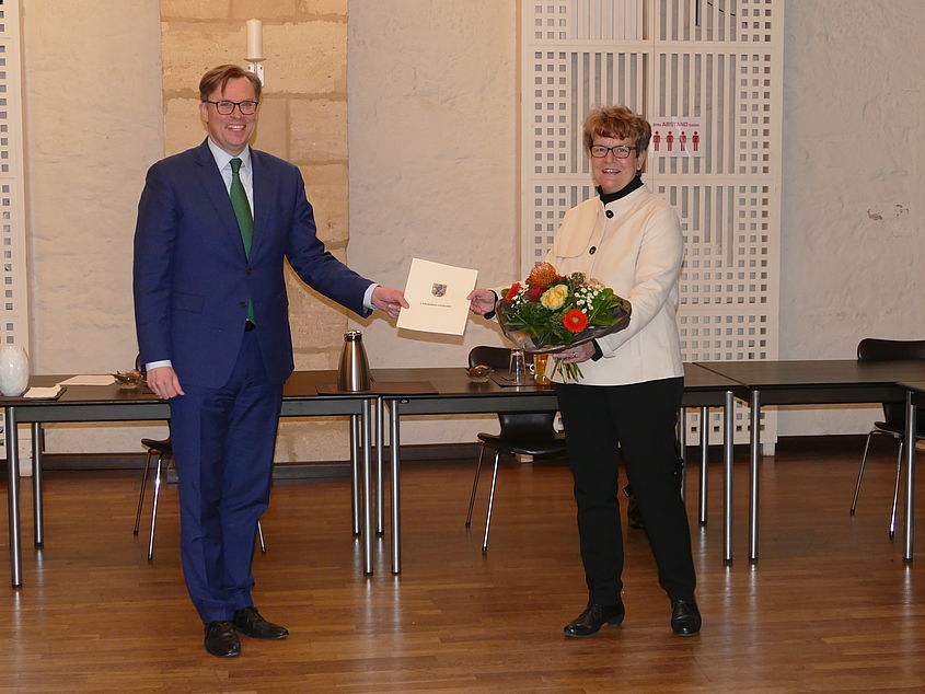 Landrat Dr. Andreas Ebel ernannte Ute Spieler offiziell zur Kreisrätin im Landkreis Gifhorn. 