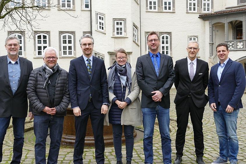 Von links nach rechts: Jürgen Beyer, Markus Rainer, Dr. Thomas Walter, Michaela Vogl, Carsten Melchert, Karsten Kreutzberg, Andreas Bock