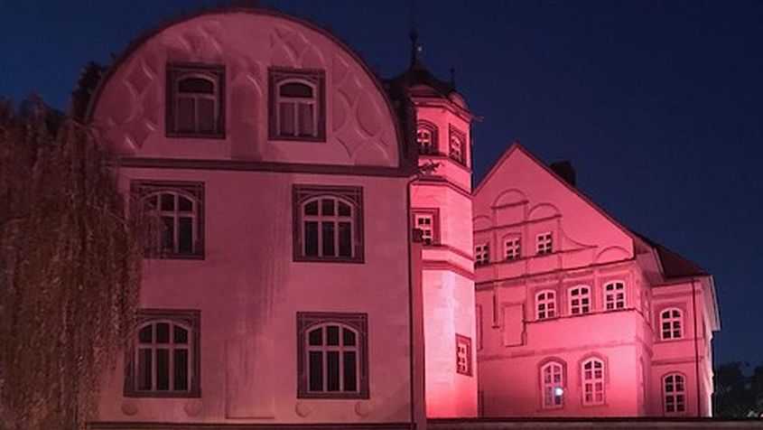Weltmädchentag – das Schloss Gifhorn wird rosa